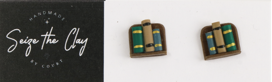 Bookshelf Studs 14
