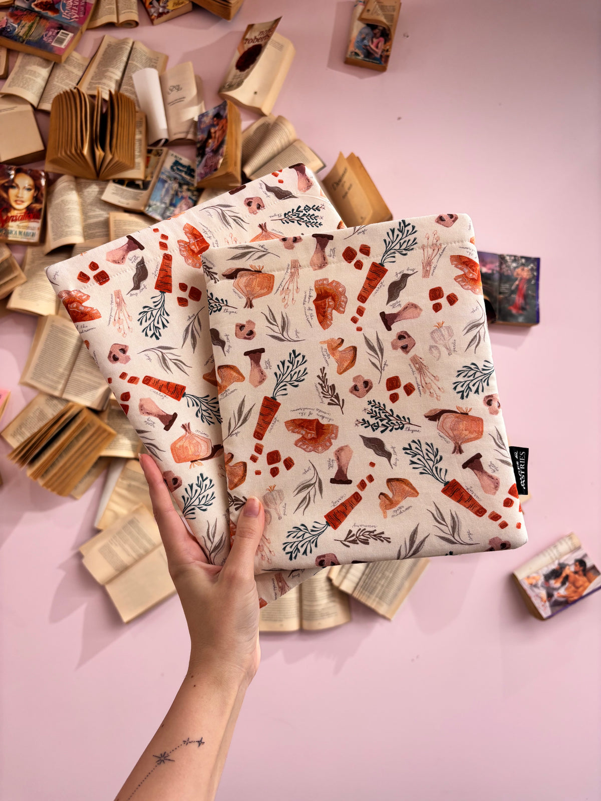 Large Book Pouch | Spores and Spices